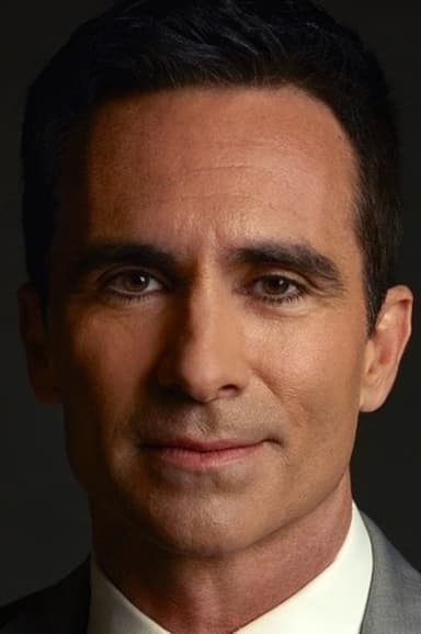 Photo de Nestor Carbonell