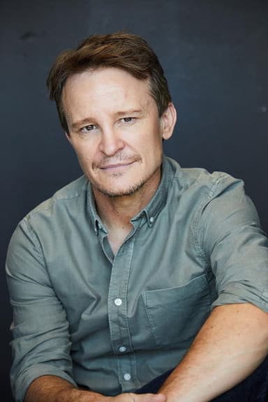 Photo de Damon Herriman