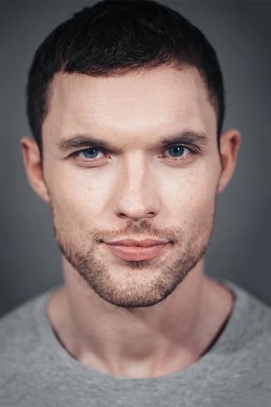 Photo de Ed Skrein