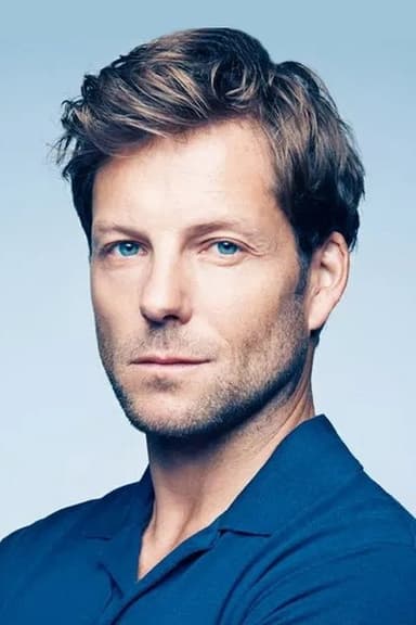 Photo de Jamie Bamber